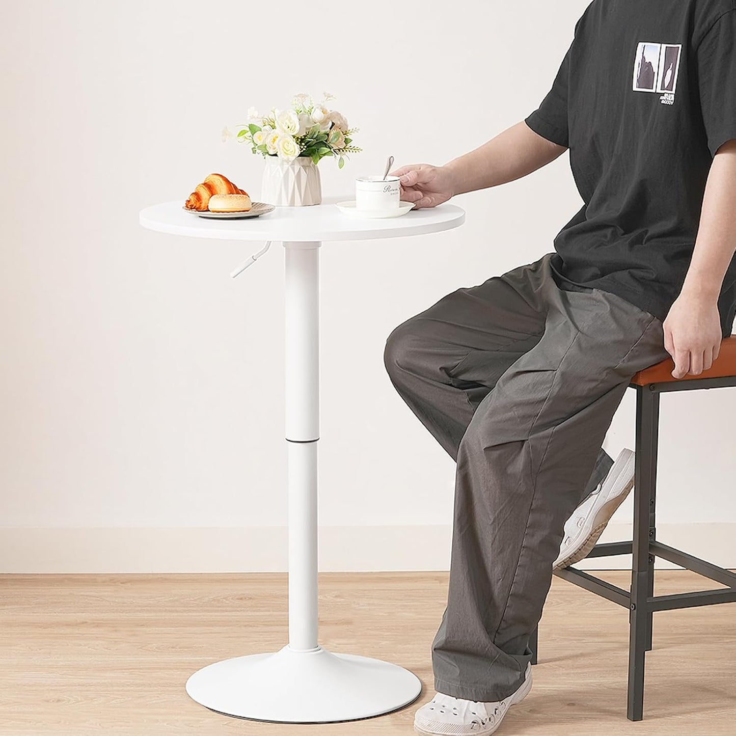 HOOBRO Adjustable Round Bar Table