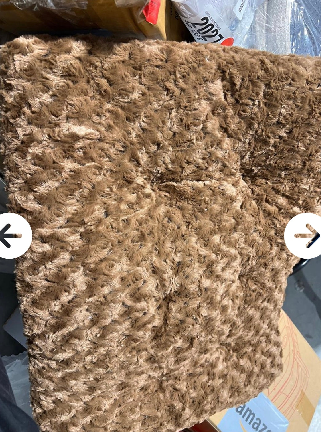 Amazon Basics Brown Pet Bed / Crate Pad – 40 % Off Amazon Price!