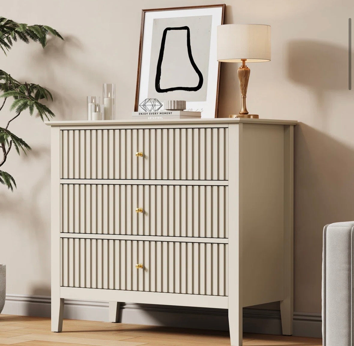 Modern Fluted 3-Drawer Dresser