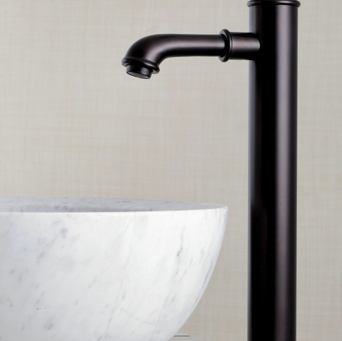 NEW – Kingston Brass Single Hole Bathroom Faucet – Porcelain Lever Handle