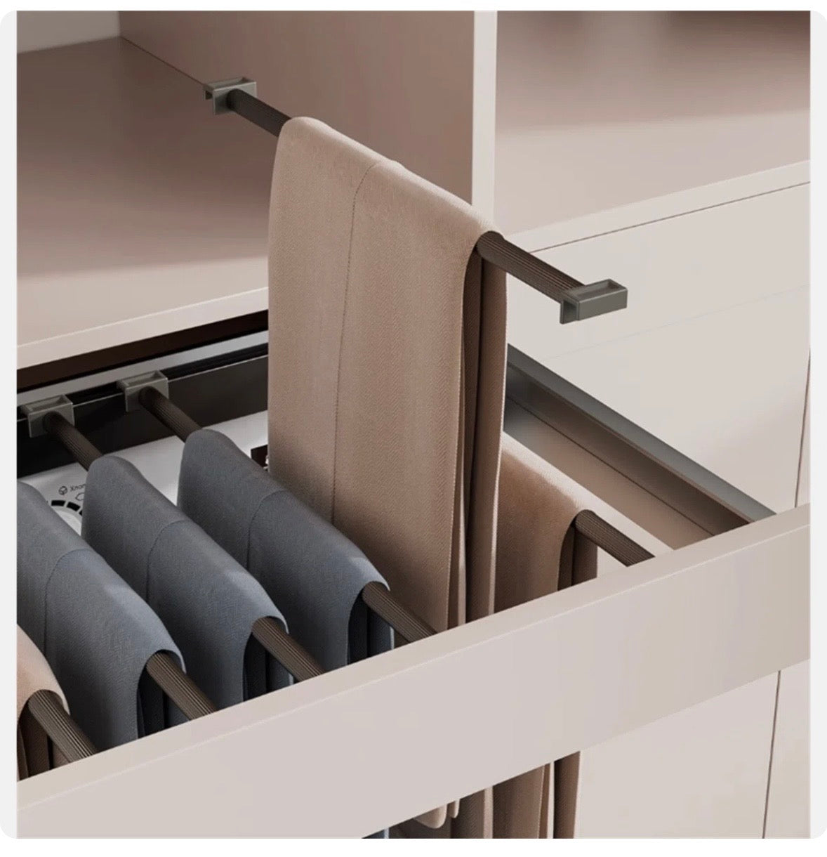 Retractable Aluminum Clothes Drying & Storage Rack