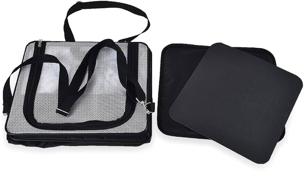 Amazon Basics Soft-Sided Pet Carrier / Car Seat